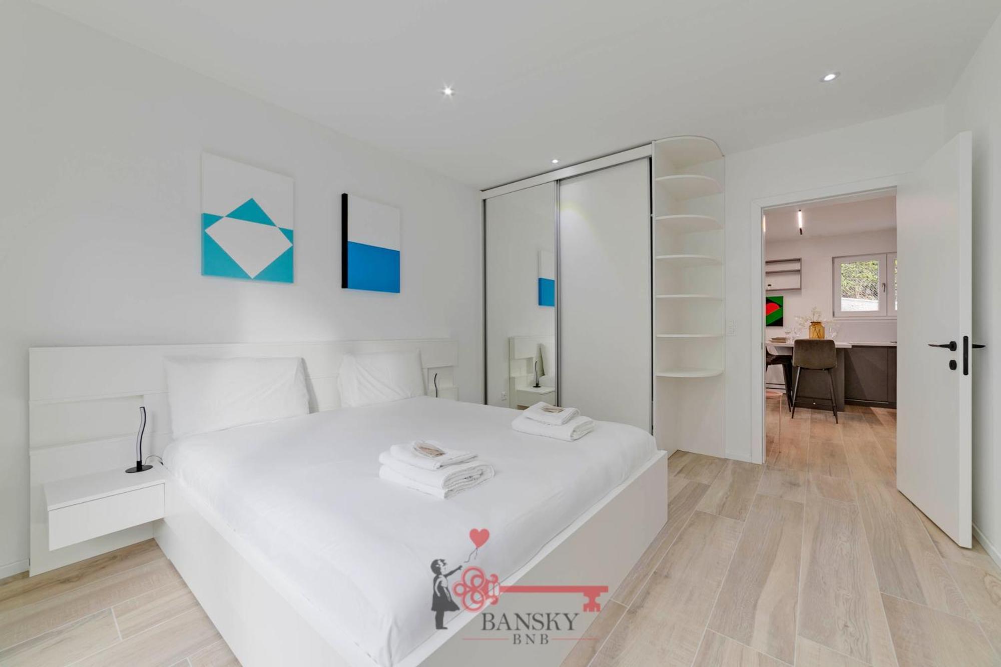 Home Sofia Room 2 - Modern Station -By Easylife Swiss Lugano Exterior photo
